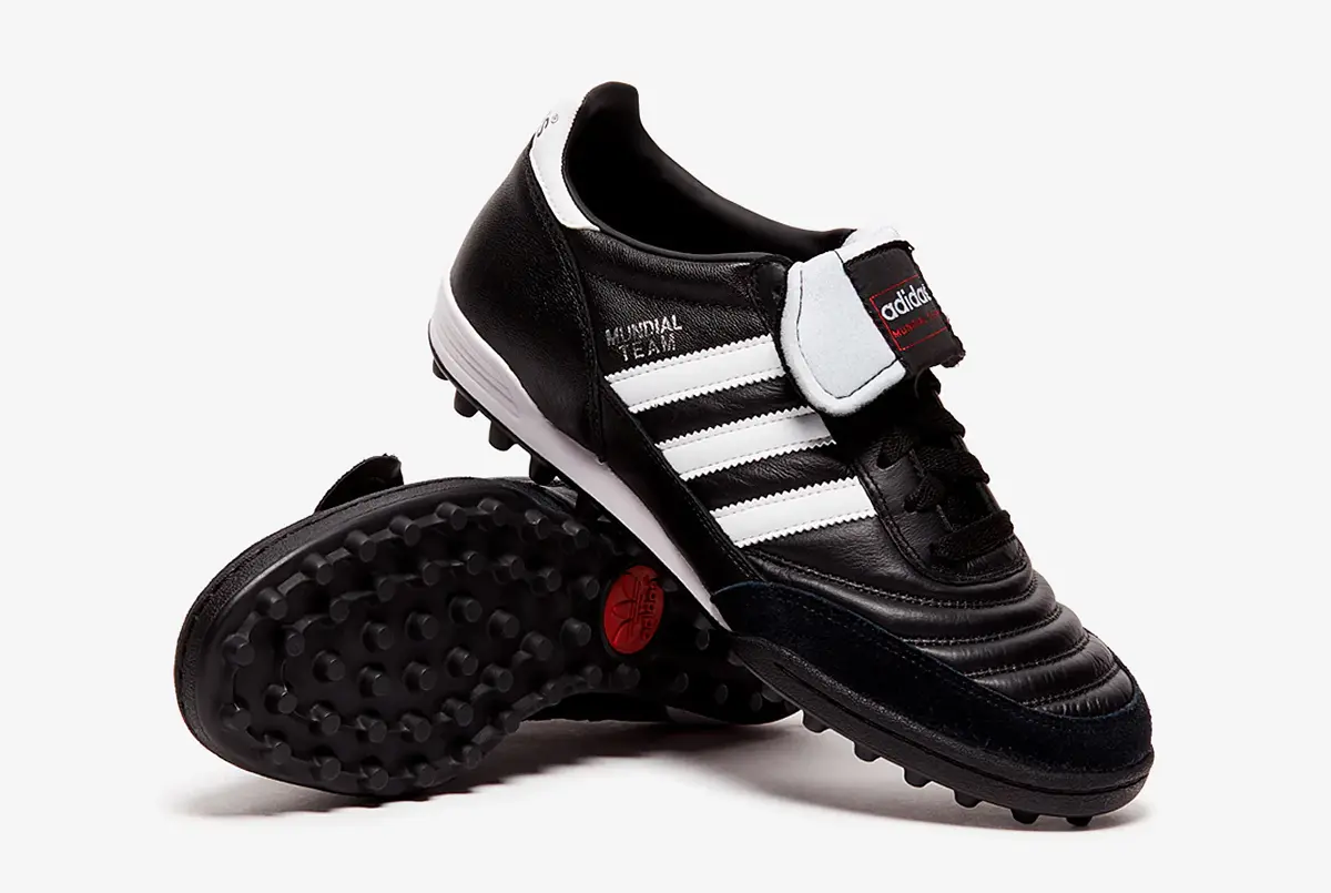 Бутсы мужские Adidas Mundial Team