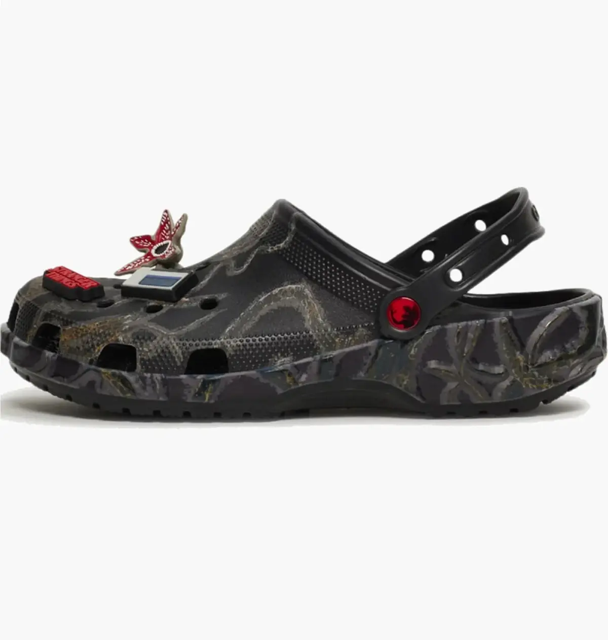 Тапочки унисекс Crocs X Stranger Things Black