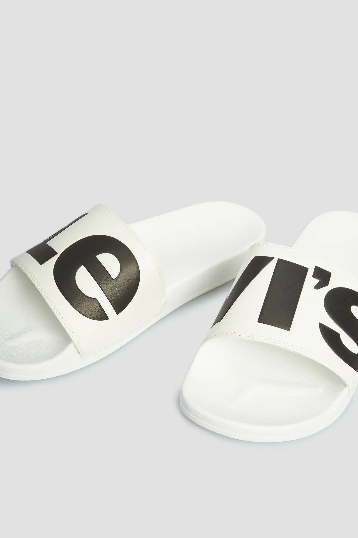 Тапочки женские Levi's Flip Flops
