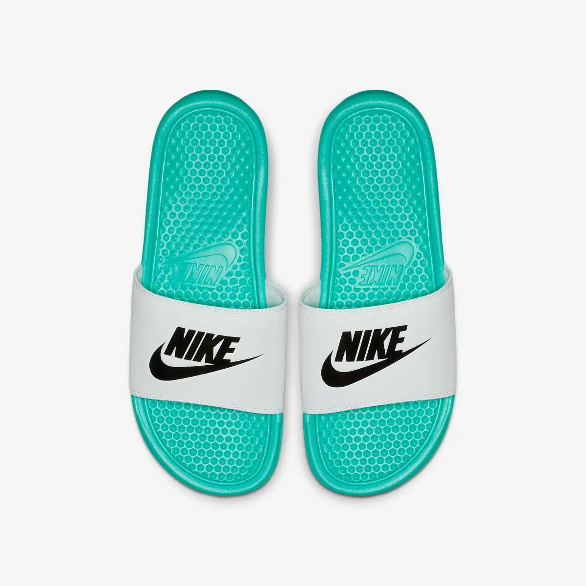 Тапочки женские Nike Wmns Celso Girl Thong