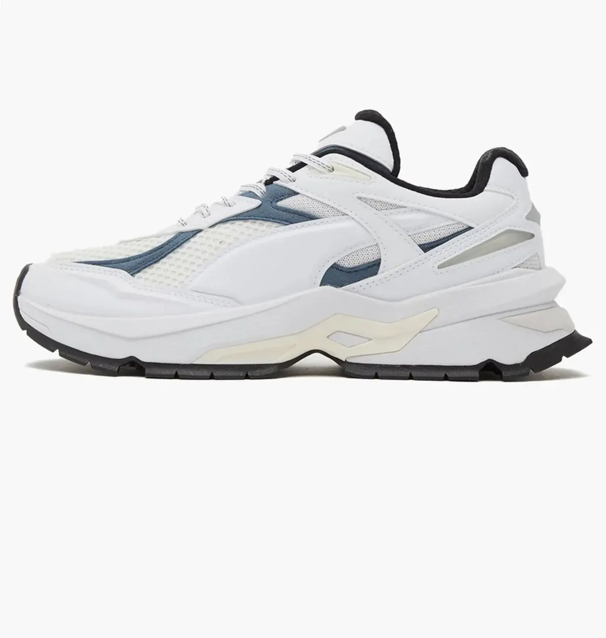 Кросівки жіночі Puma Nano Odyssey білі 388608 02
