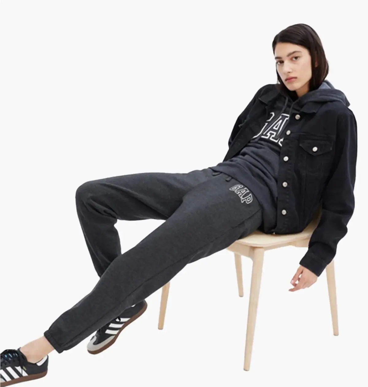 Брюки женские Gap Gap Regular Fit Grey
