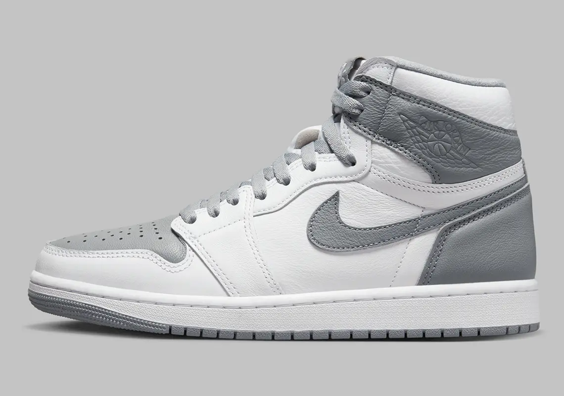 Кросівки чоловічі Jordan 1 Retro High Og "Stealth"