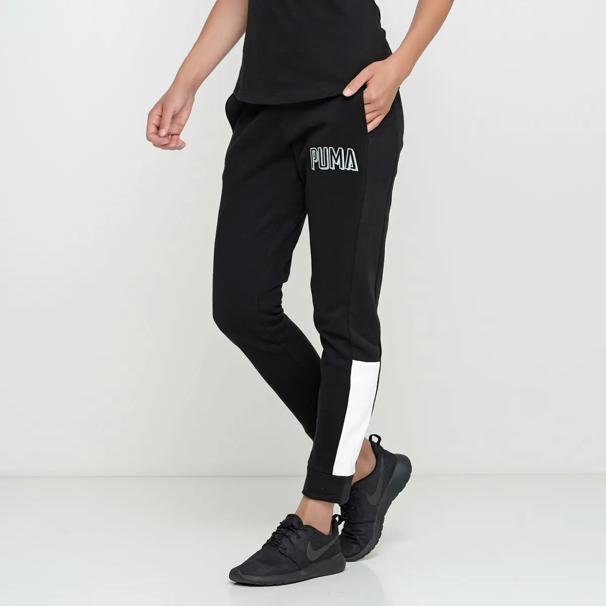 Брюки женские Puma Athletics Pants Tr