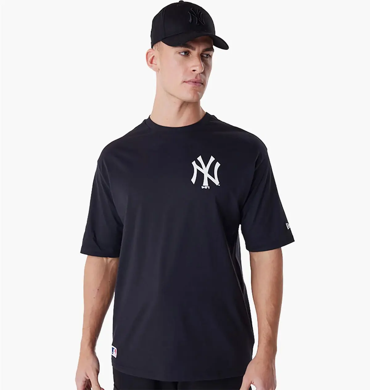 Футболка чоловіча New Era Mlb Ess Lc Os Tee Nyy