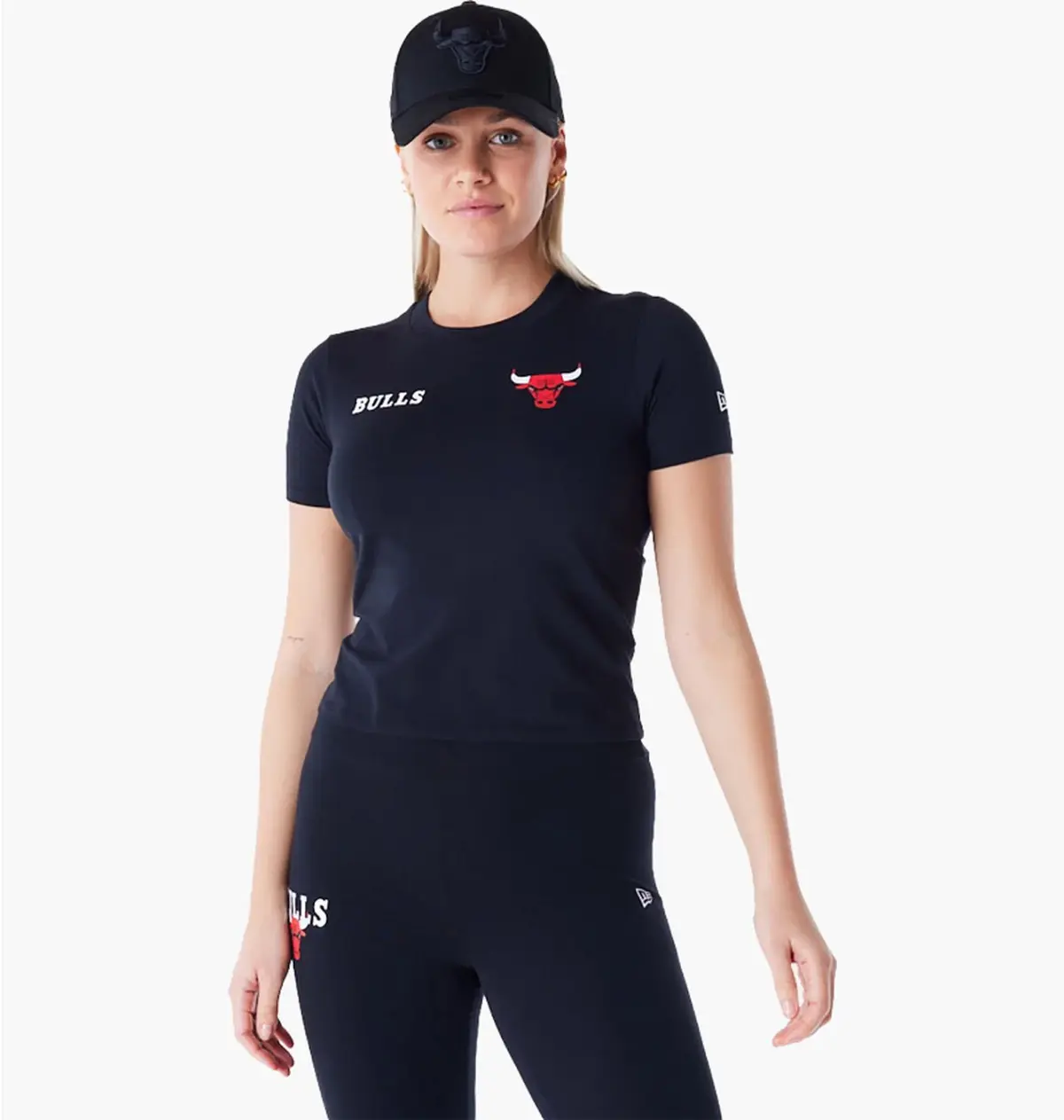 Футболка женская New Era Wmns Slim Bulls