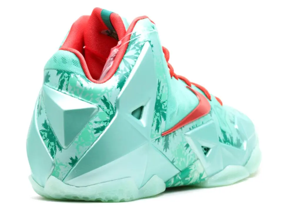 Баскетбольные кроссовки женское Nike Lebron 11 Christmas (Gs)