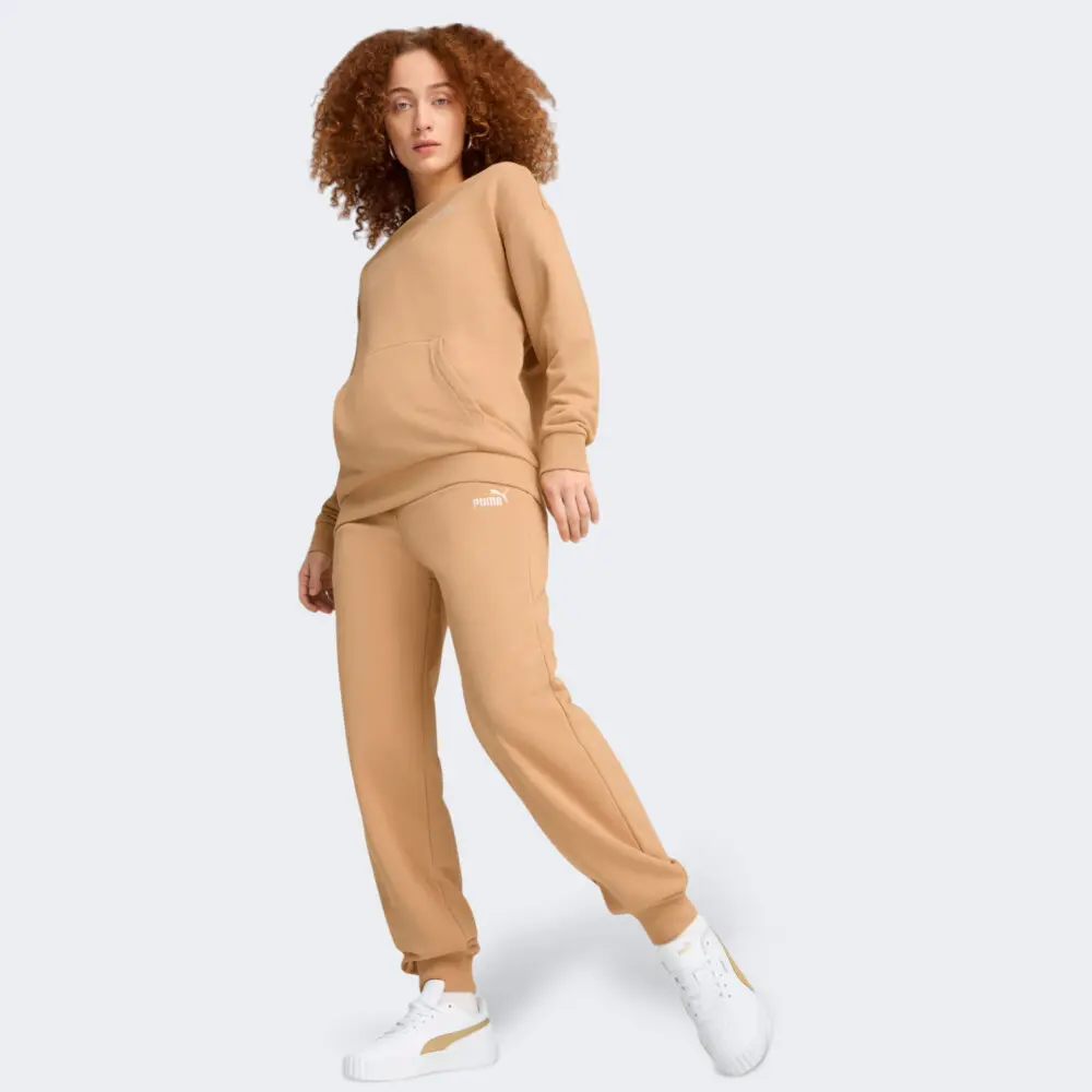 Спортивный костюм женской Puma Relaxed Sweat Suit