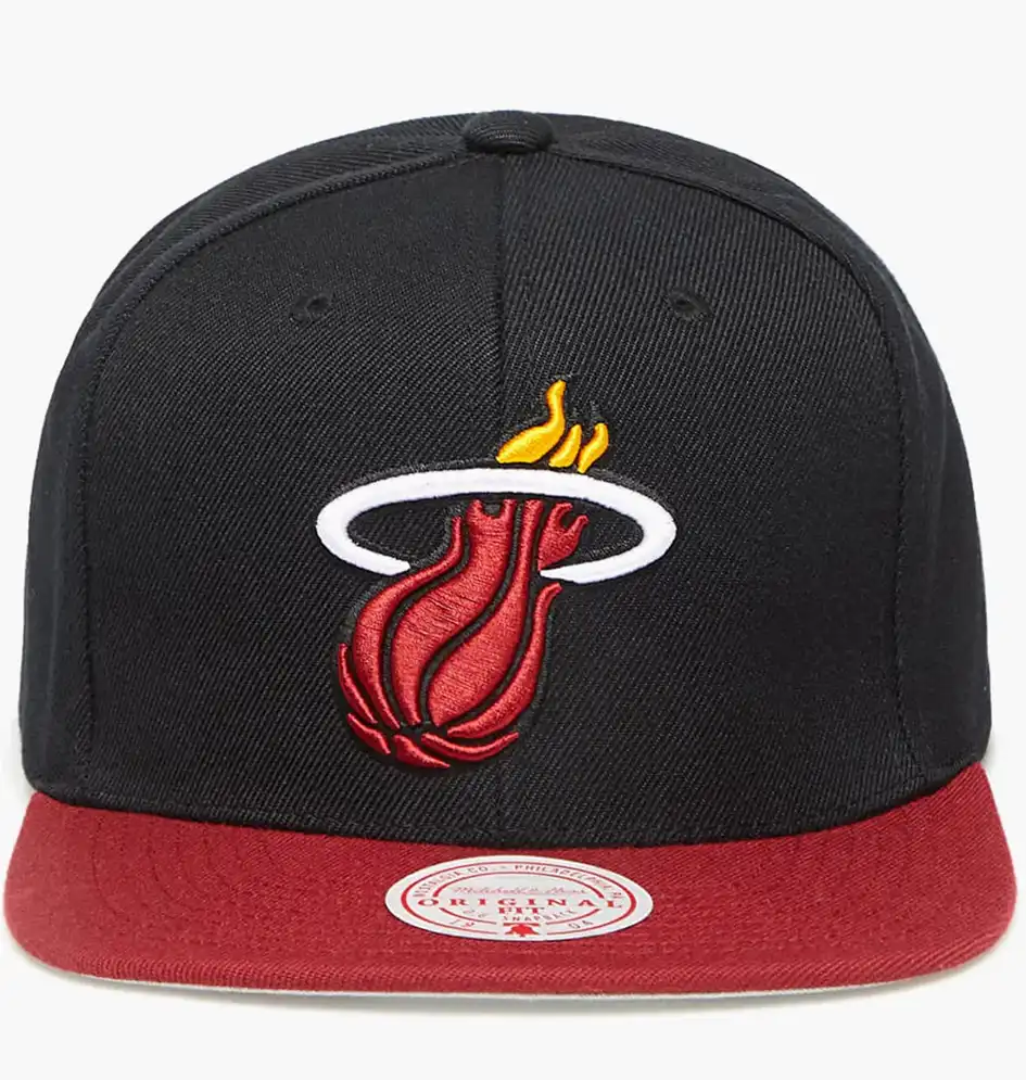 Кепка Mitchell & Ness Nba Wool 2 Tone Stretch Snapback Miami Heat Black/Red