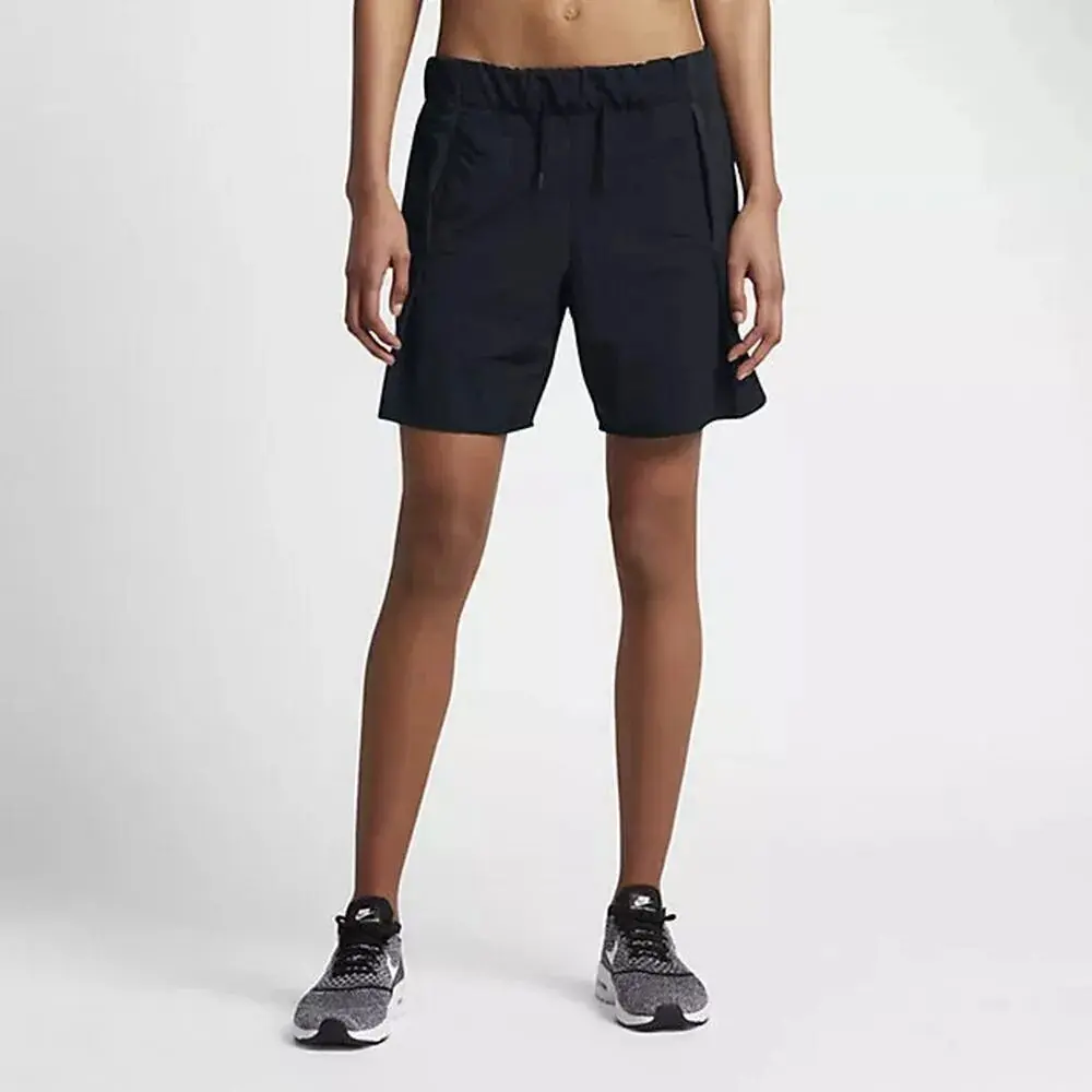 Шорты женские Nike Bonded черные 833470-010