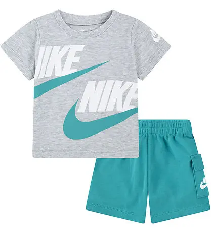 Спортивный костюм детской Nike Shorts Set - T-Shirt/Shorts