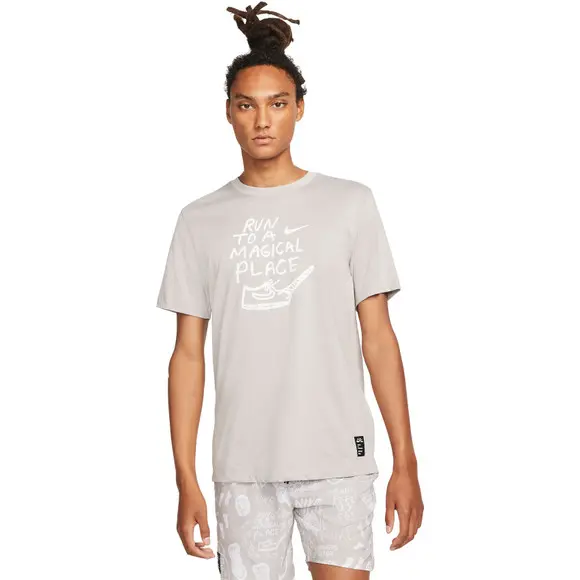 Футболка чоловіча Nike Dri-Fit Nathan Bell Running Tee