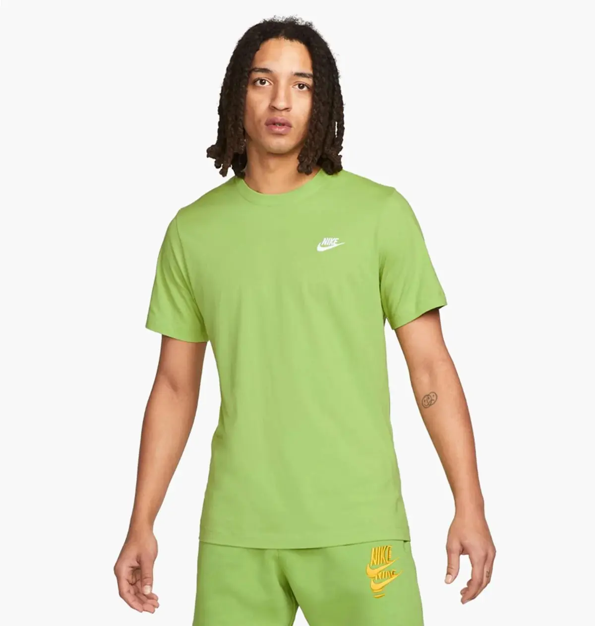 Футболка чоловіча Nike Nsw Club Tee
