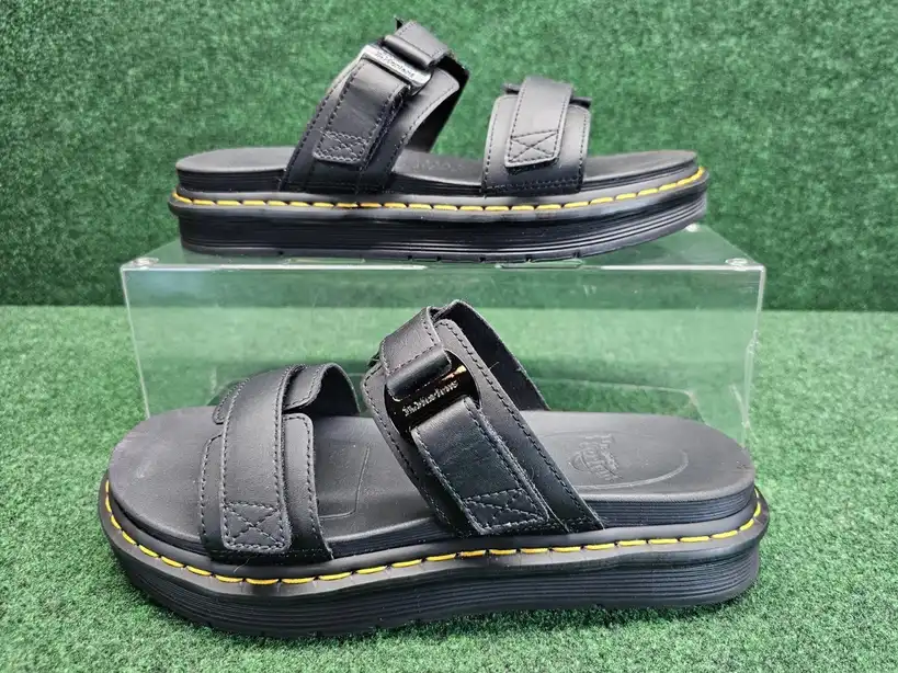 Сандалии мужские Dr. Martens Sandals