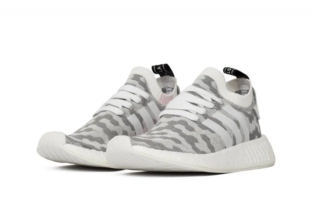 Кросівки жіночі Adidas Nmd R2 Primeknit
