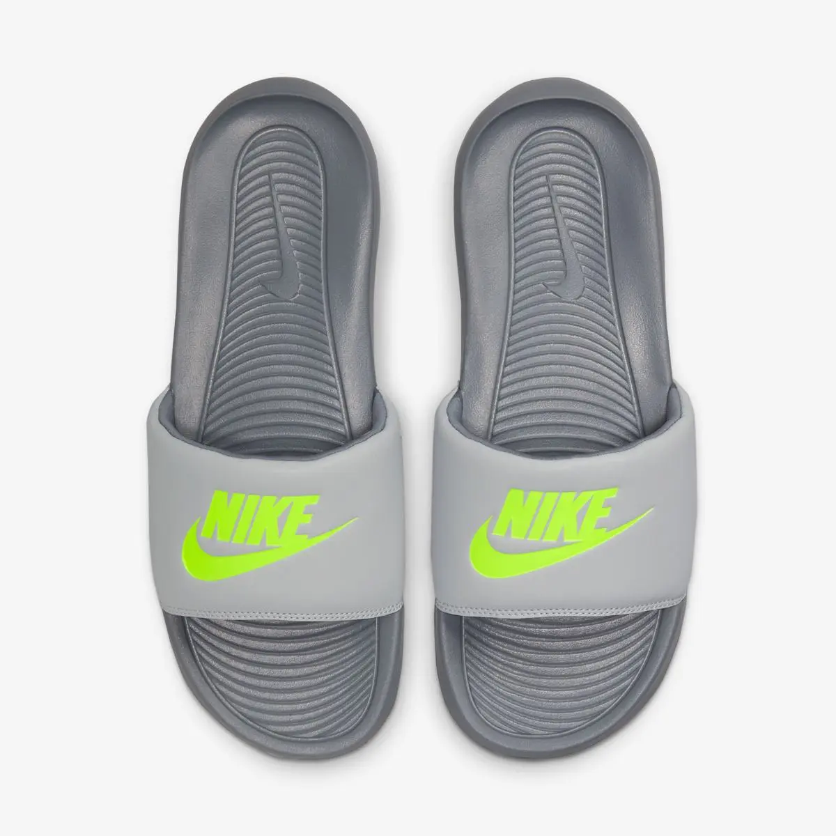 Тапочки чоловічі Nike Victori One