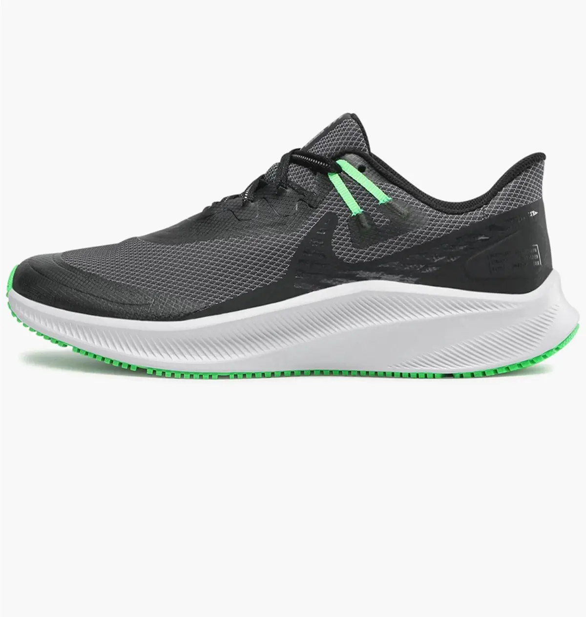 Кроссовки для бега мужские Nike Quest 3 Shield