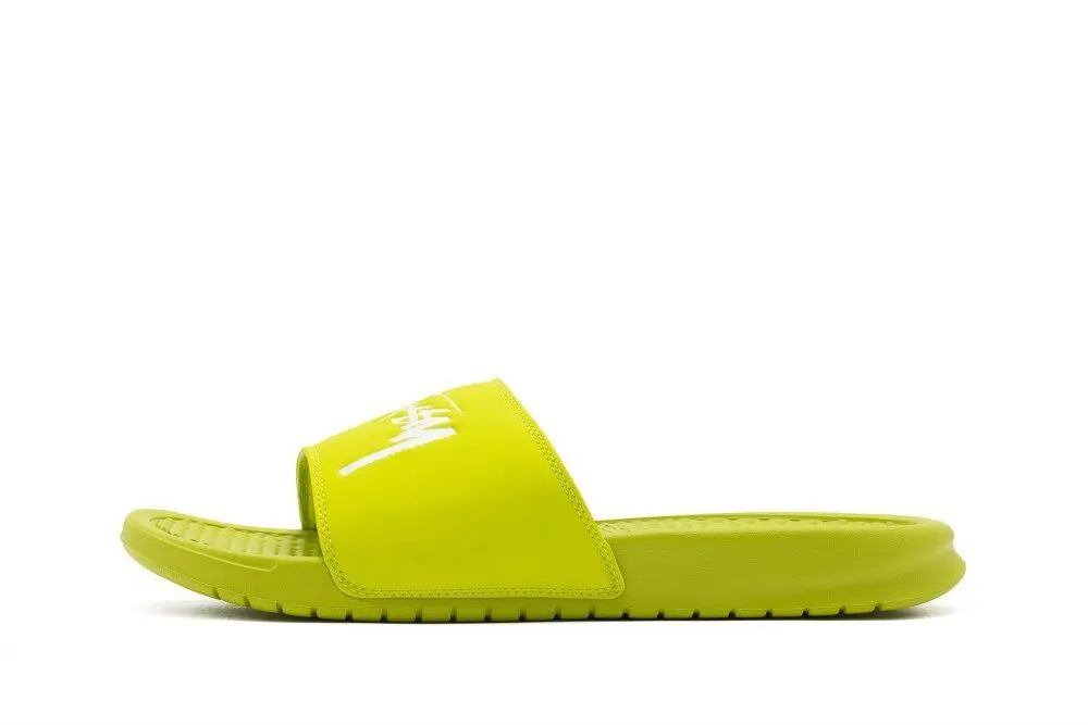 Тапочки чоловічі Nike Benassi Jdi