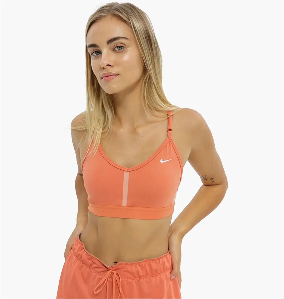 Спортивный топ женской Nike Bra Indy Orange