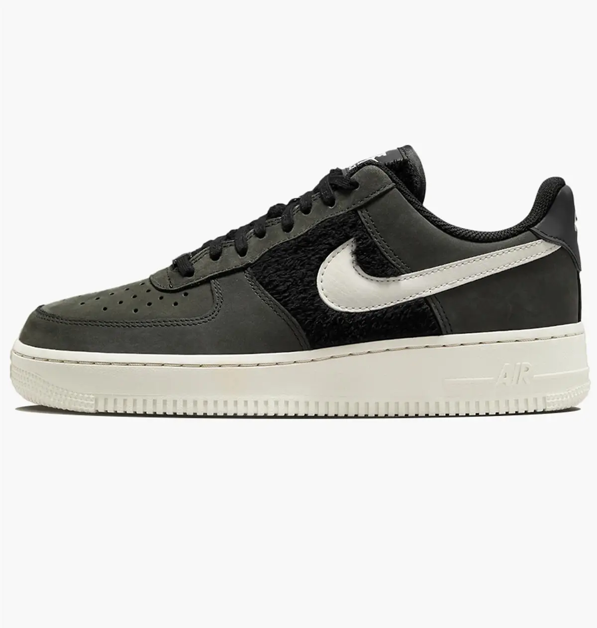 Кросівки унісекс Nike Air Force 1 Low Fur