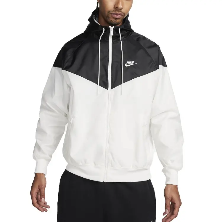 Вітровка чоловіча Nike Nk Wvn Lnd Wr Hd Jkt
