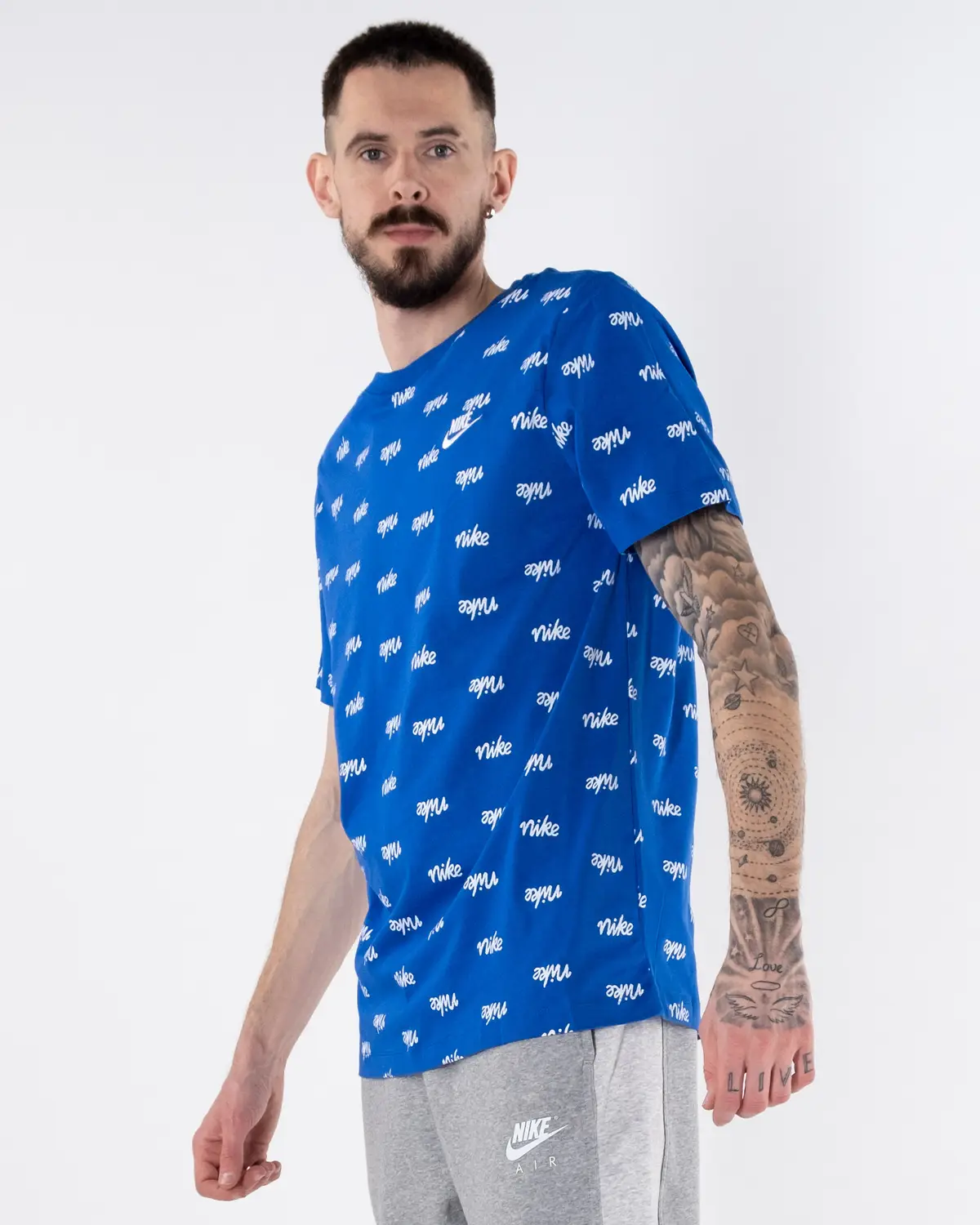 Футболка чоловіча Nike Sportswear