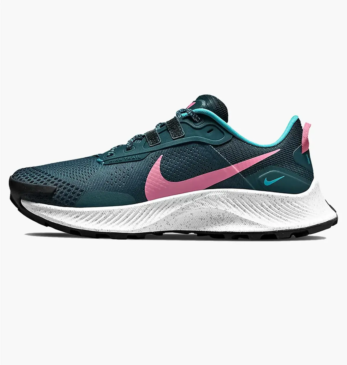 Кроссовки для бега женские Nike Pegasus Trail 3