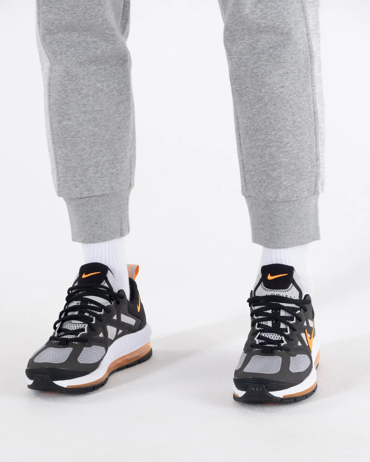 Кросівки чоловічі Nike Air Max Genome