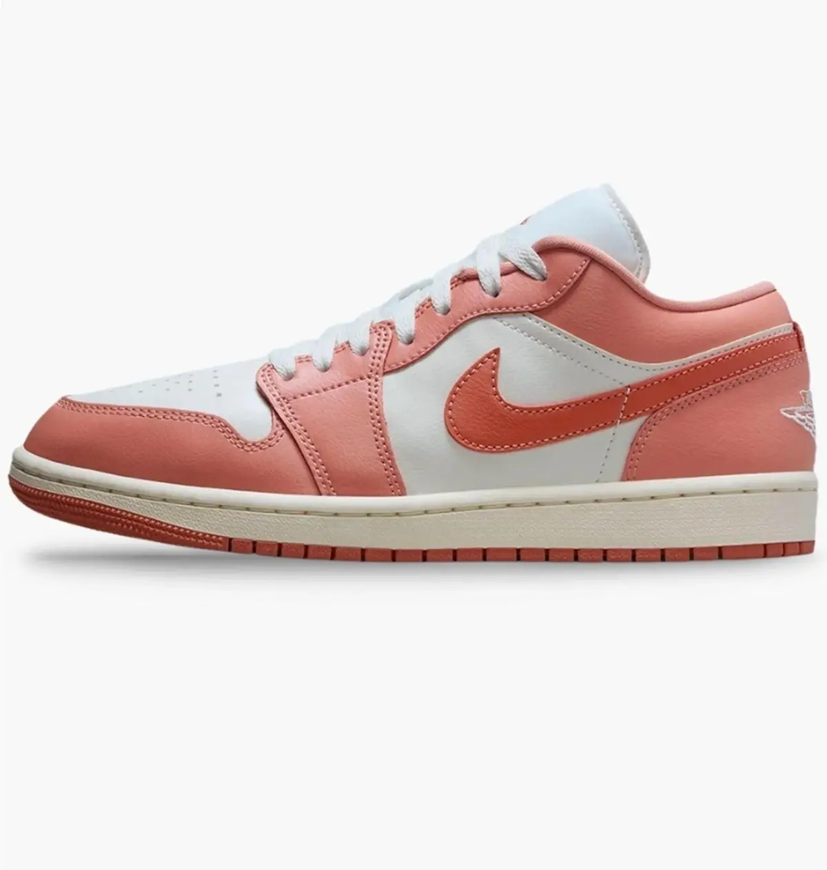 Кроссовки женские Jordan Low Sail Madder Root Peach/White