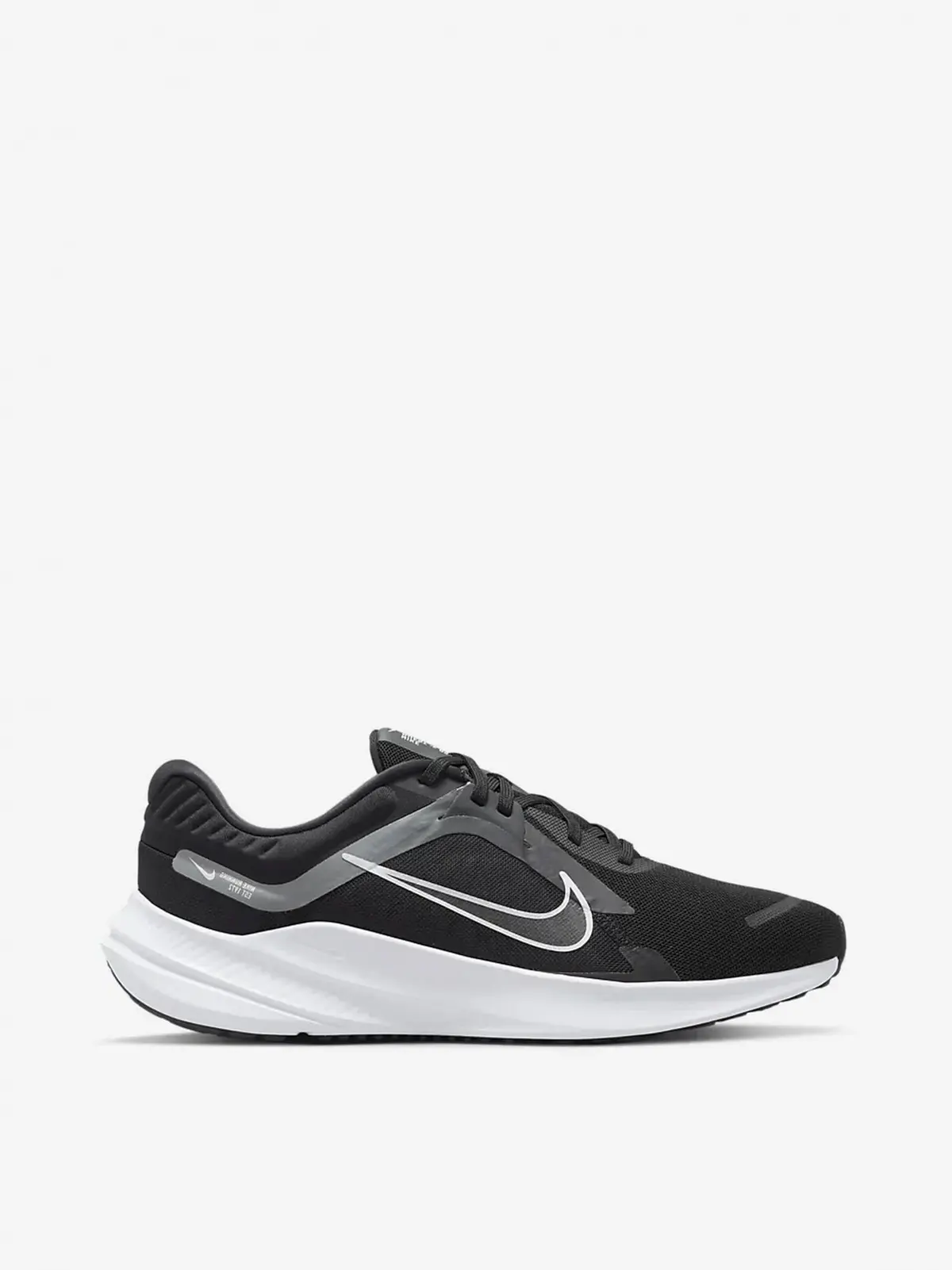 Кросівки чоловічі Nike Quest 5