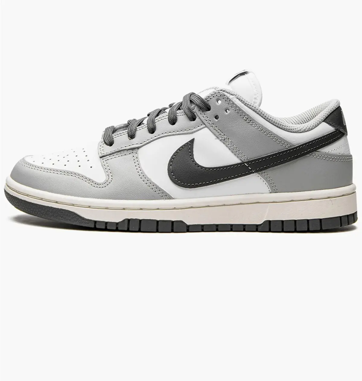 Кросівки жіночі Nike Wmns Dunk Low White/Grey