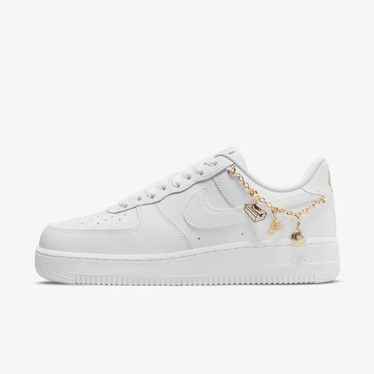 Кросівки жіночі Nike Wmns Air Force 1 07 Lx