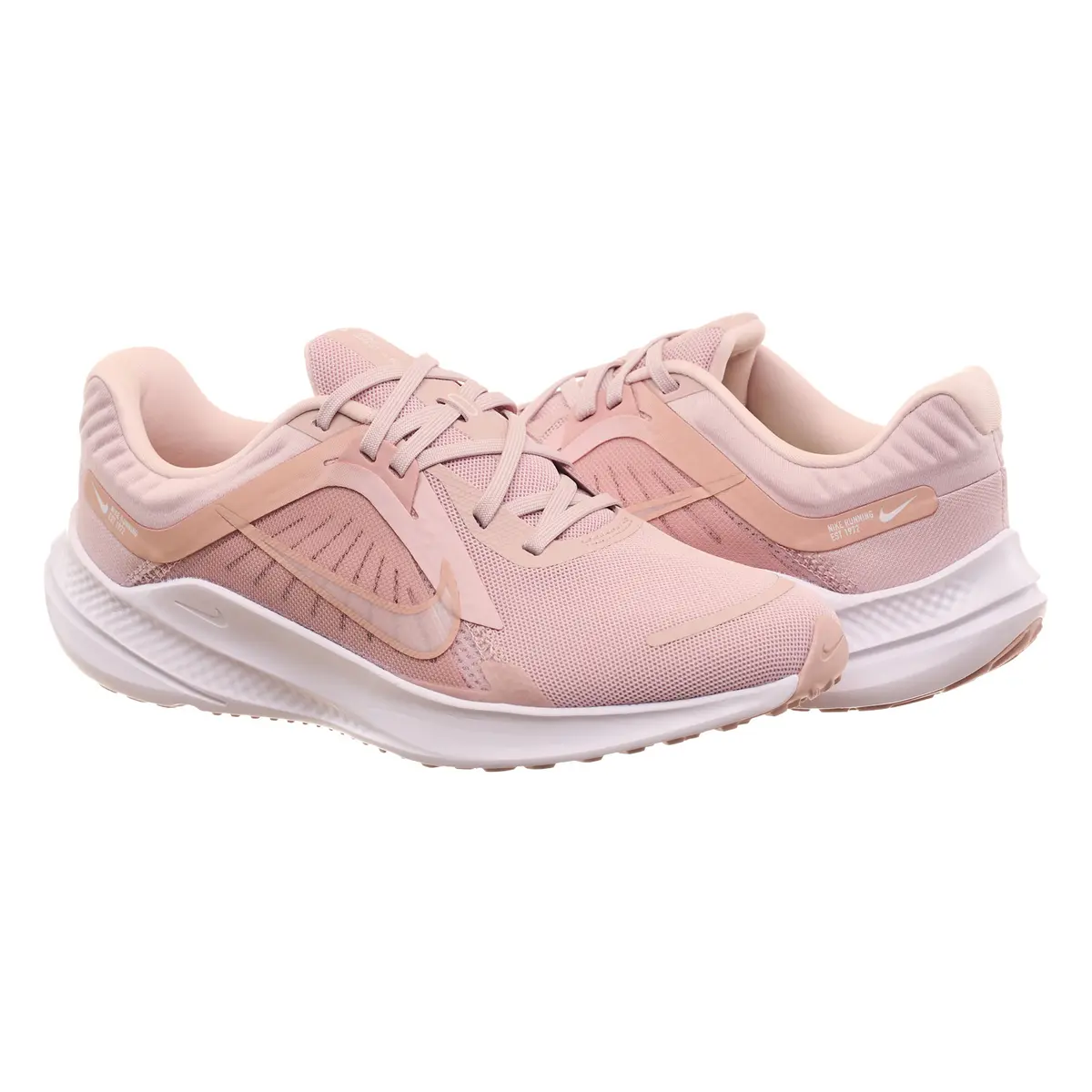 Кроссовки для бега женские Nike Quest 5