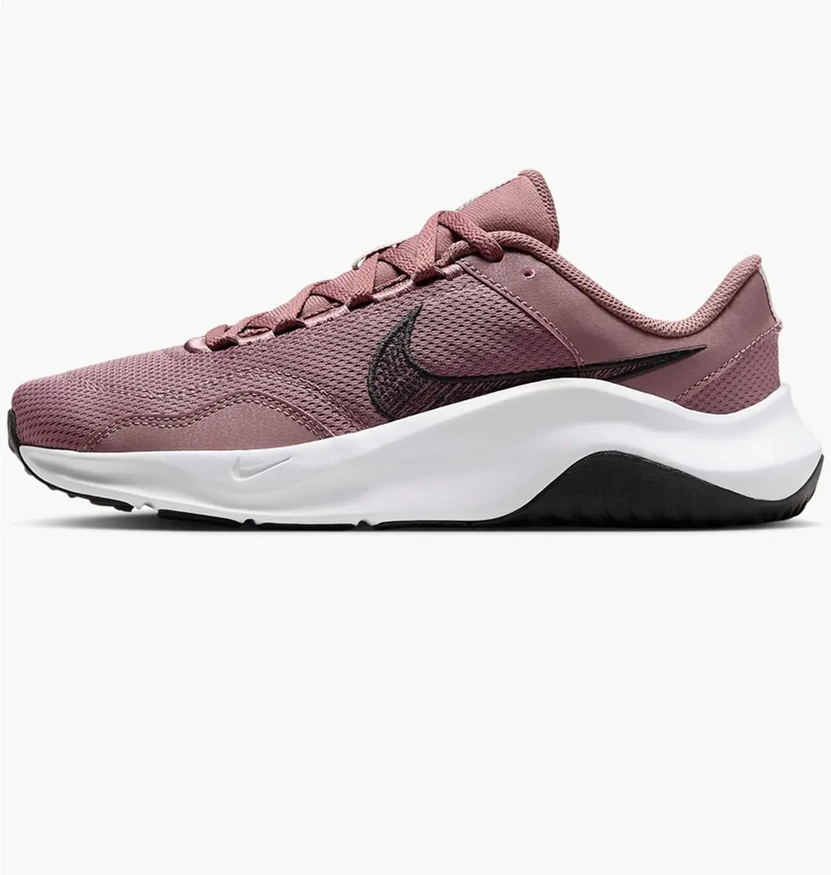 Кроссовки женские Nike Legend Essential 3 Next Nature