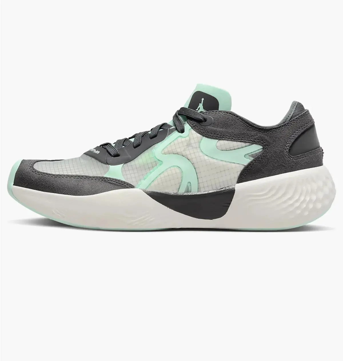 Кроссовки женские Jordan Delta 3 Low