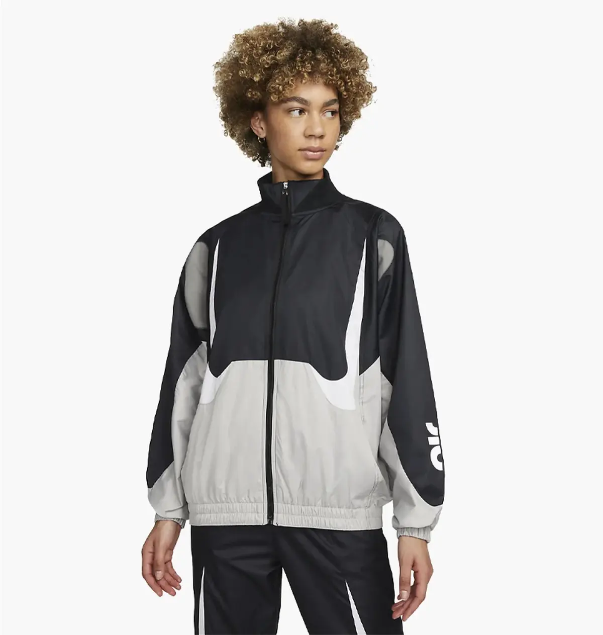 Ветровка женская Nike Wmns Air Max Day Woven Jacket