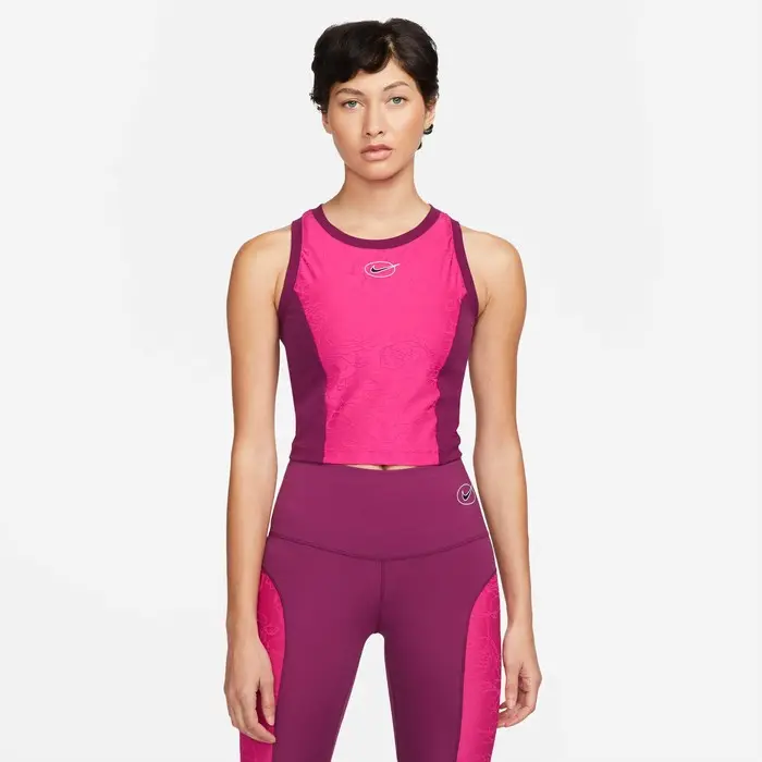 Спортивный топ женской Nike Dri-Fit Icon Clash