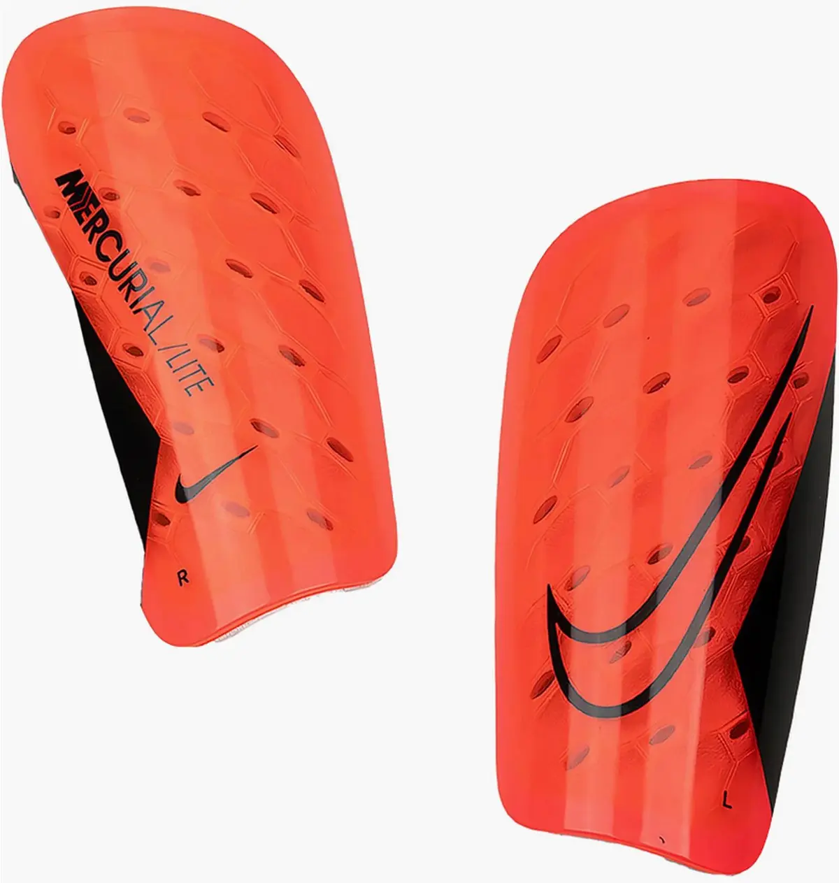 Футбольні щитки Nike Mercurial Lite