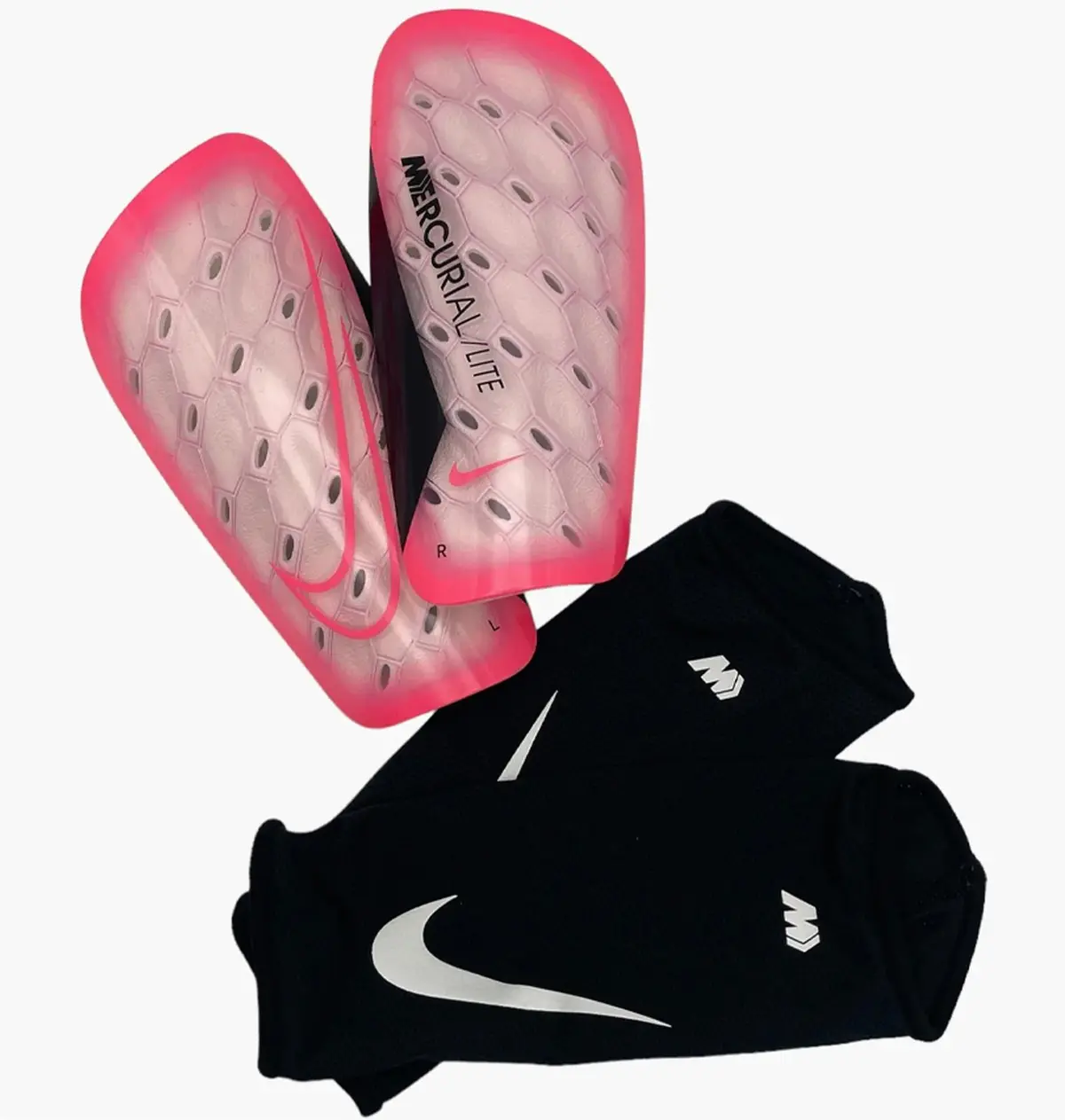 Футбольні щитки Nike Mercurial Lite