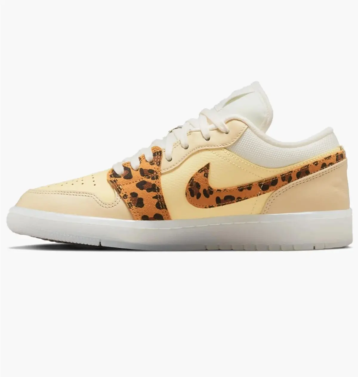 Кроссовки женские Jordan 1 Low Snkrs Day