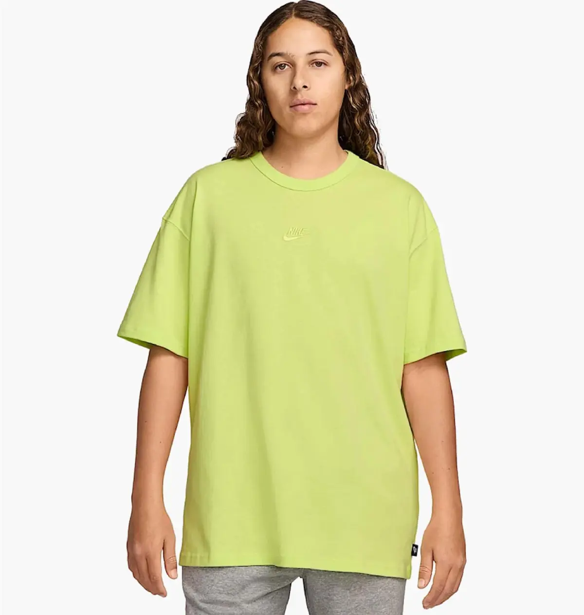 Футболка чоловіча Nike Sportswear Premium Essential Tee Green