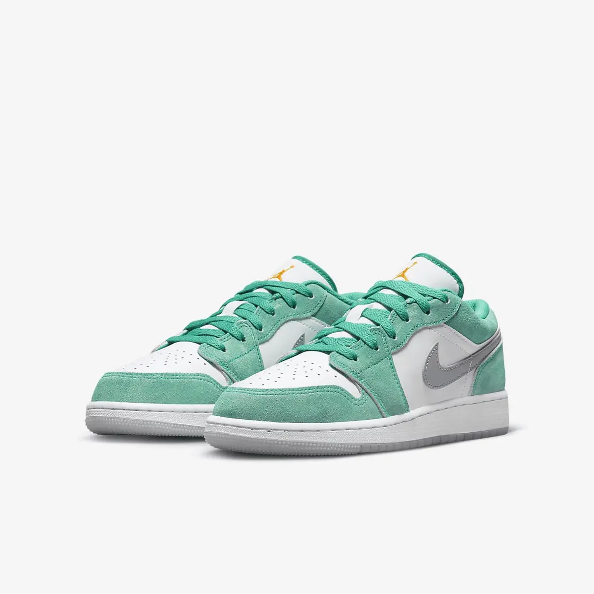Кроссовки женские Jordan 1 Low New Emerald (Gs)