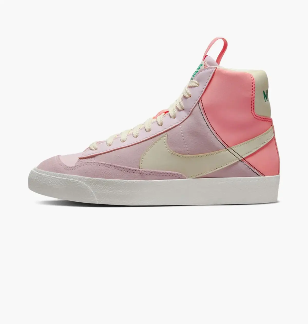 Кросівки підліткові Nike Blazer Mid 77 Se D (Gs)