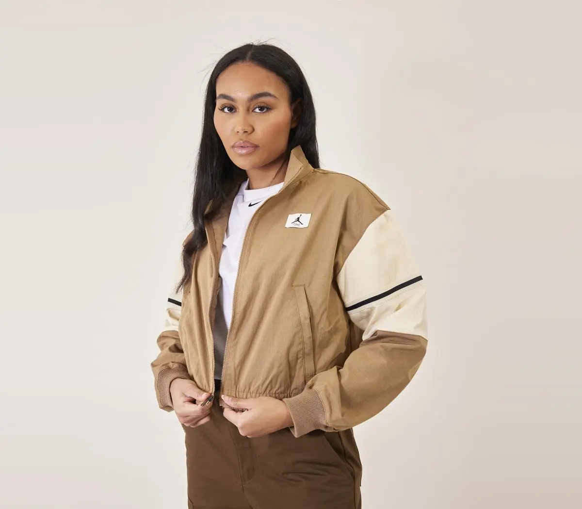 Куртка жіноча Jordan Womens Woven Jacket