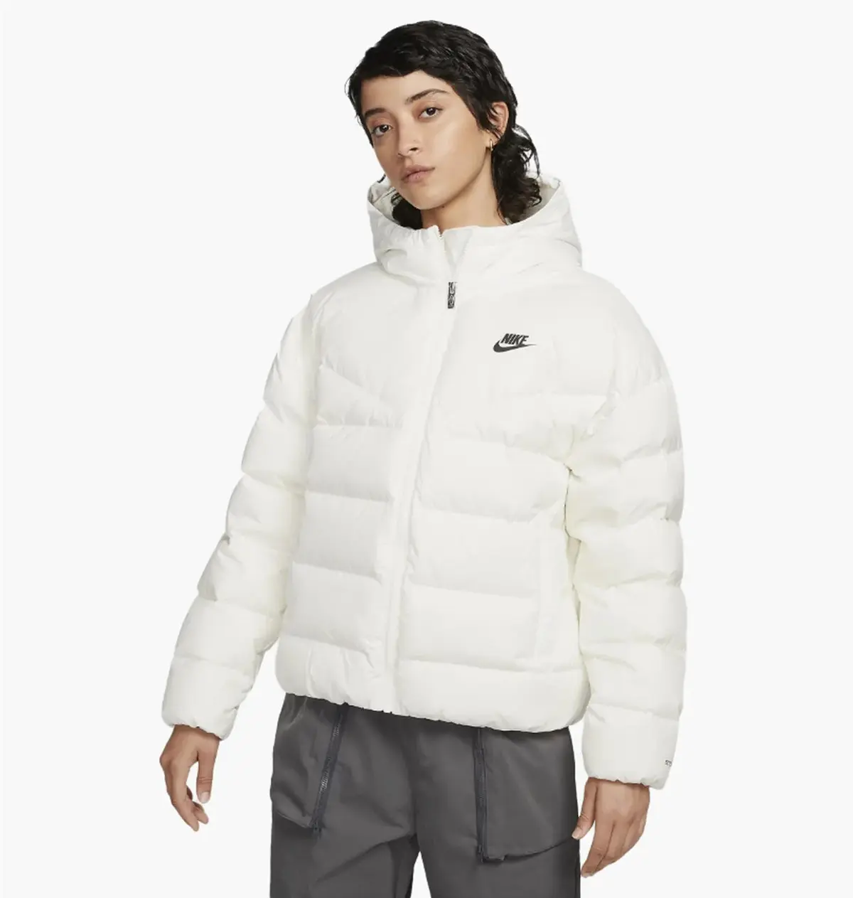 Куртка жіноча Nike Sportswear Storm-Fit Windrunner