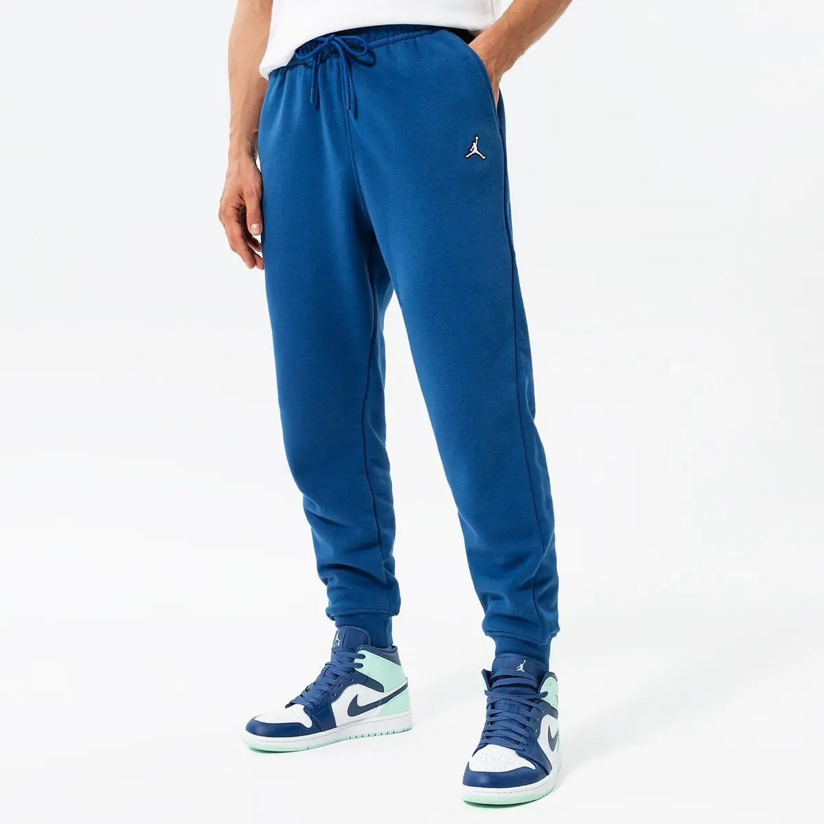 Брюки чоловічі Nike Essential Fleece Joggers