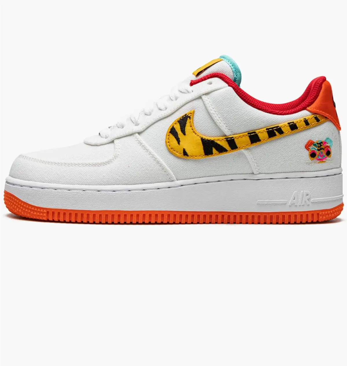 Кроссовки женские Nike Air Force 1 '07 Lx