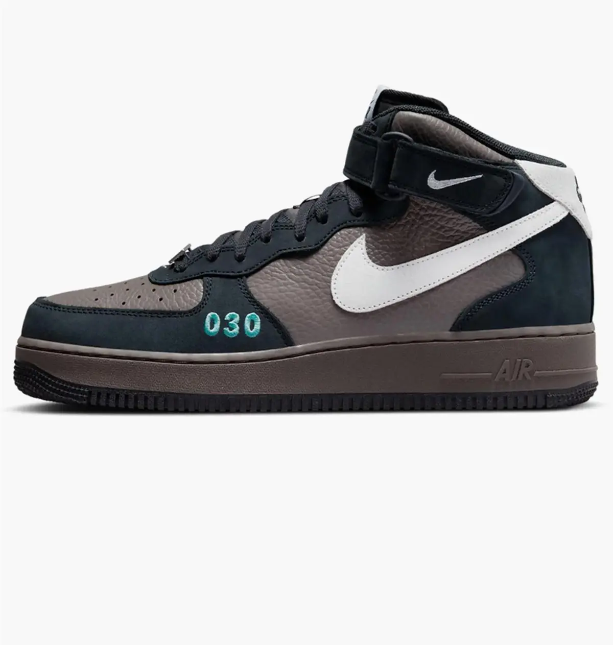 Кроссовки мужские Nike Air Force 1 Mid Nh 2
