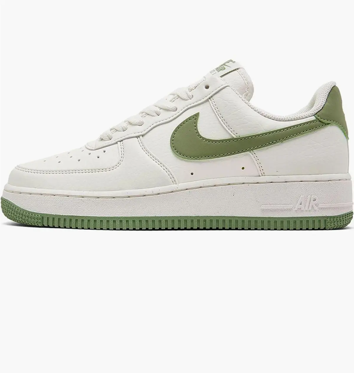 Кроссовки женские Nike Air Force 1 07