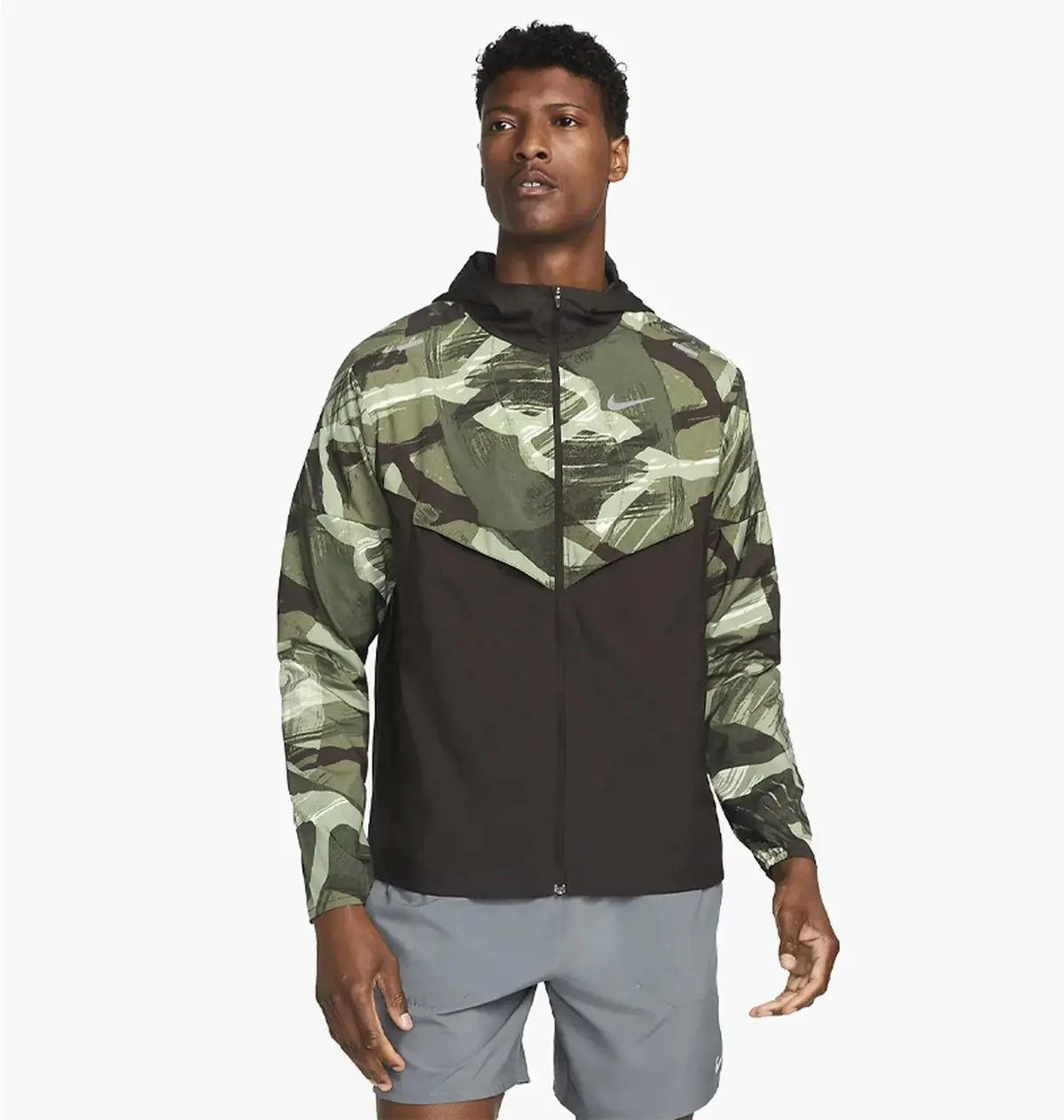 Вітровка чоловіча Nike Repel Windrunner Camo